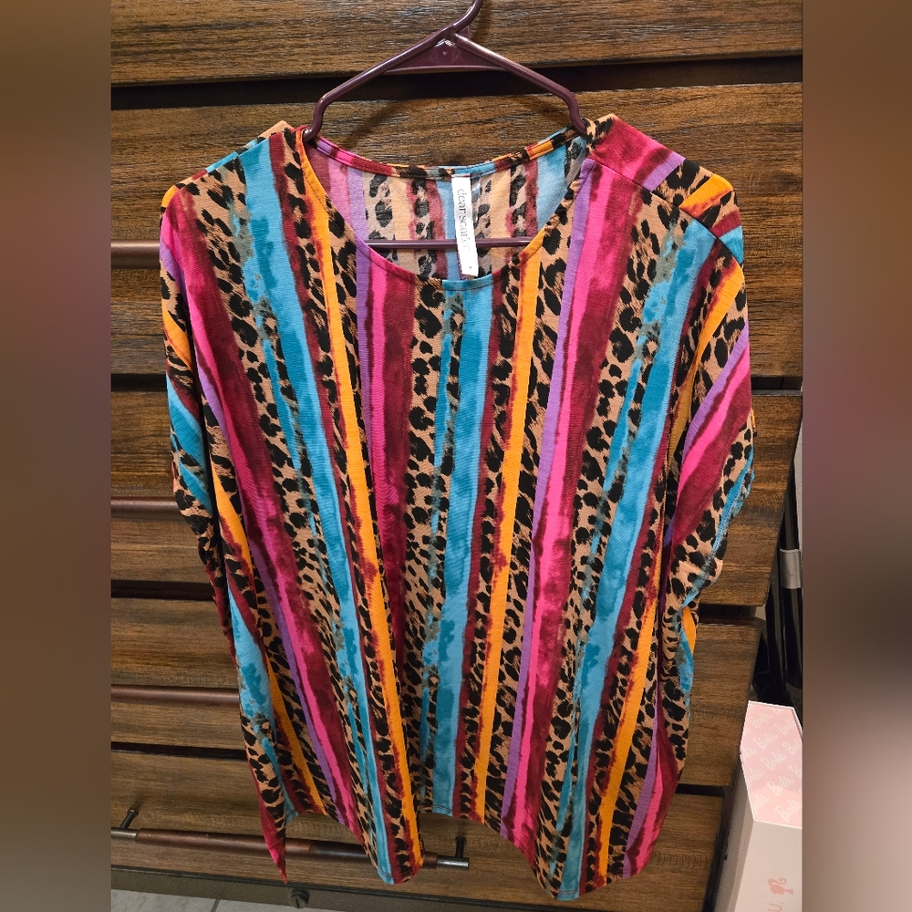 Dear Scarlett Dolman Top Size Medium Preloved